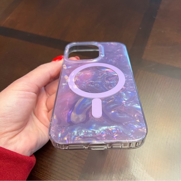 purple mother of pearl magsafe case - Picture 5 of 6